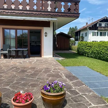 Alpenjuwel Lägenhet *